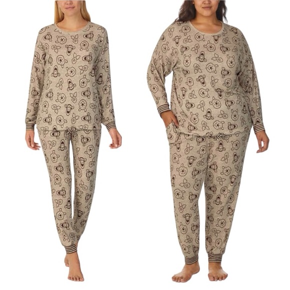 Disney Winnie the Pooh Lounge PJ Set 2-Piece NWT - Picture 1 of 15